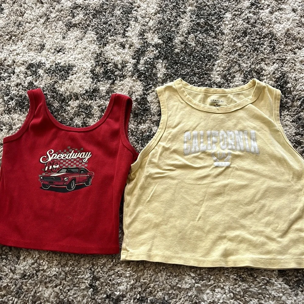 Random Tank Tops - Picture 5 of 5